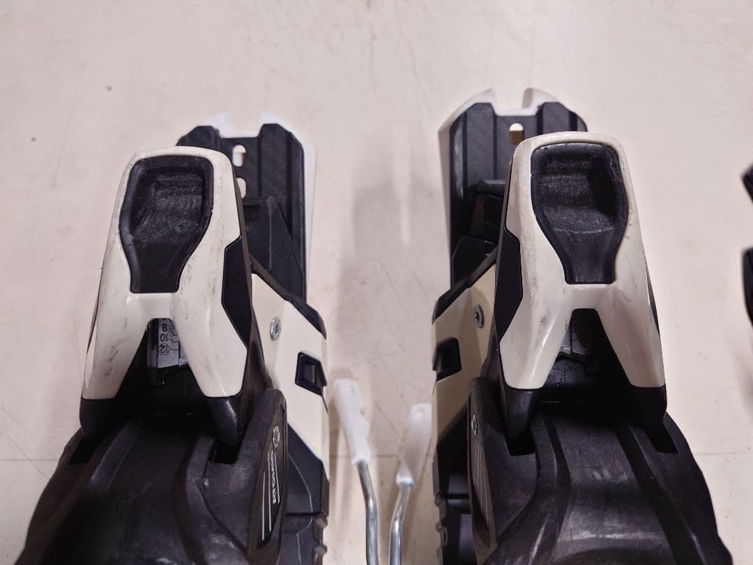 アトミック Atomic warden 13 demo スキー ビンディング