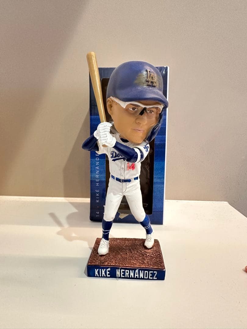 【値引き交渉可】キケ•ヘルナンデス　ボブルヘッド　ドジャース
