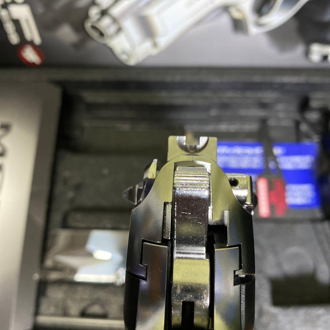 東京マルイ M92F クロームステンレス ガスガン
