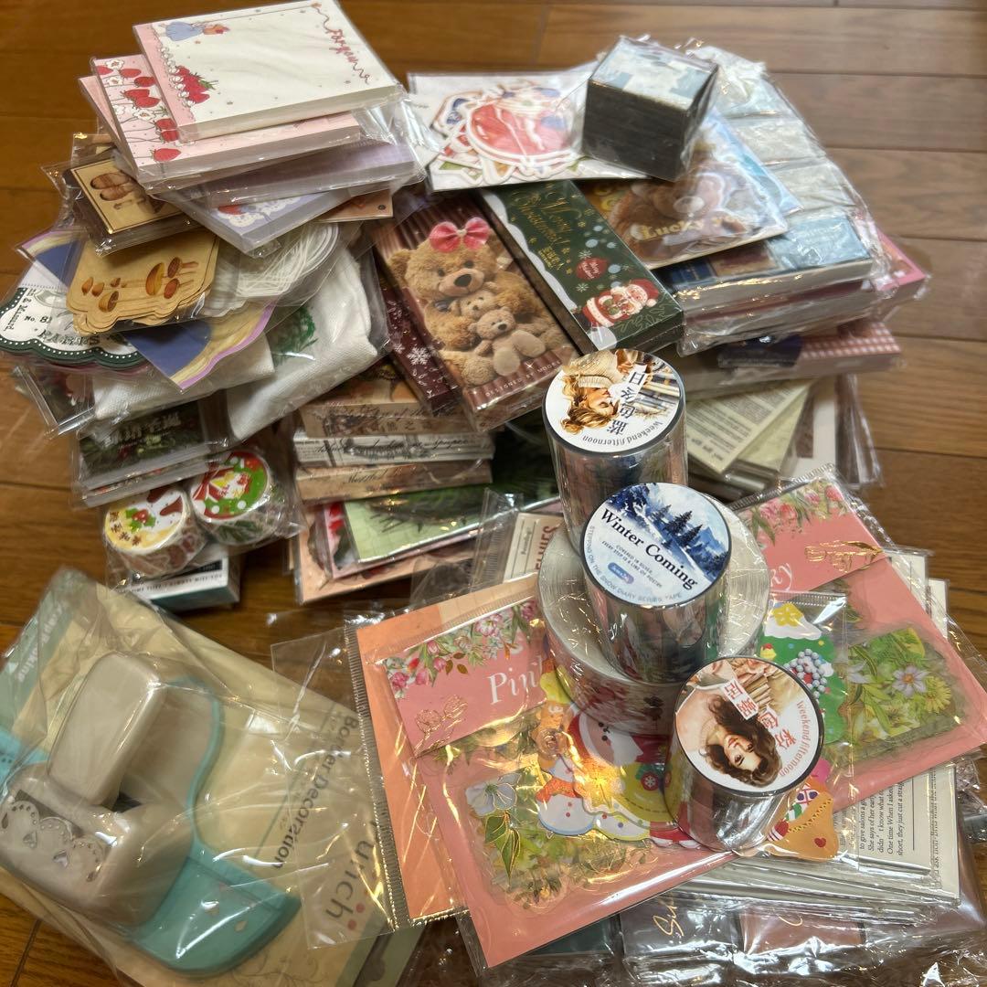 ♦️専用の出品♦️海外コラージュ素材紙 大量まとめ3★新品未使用