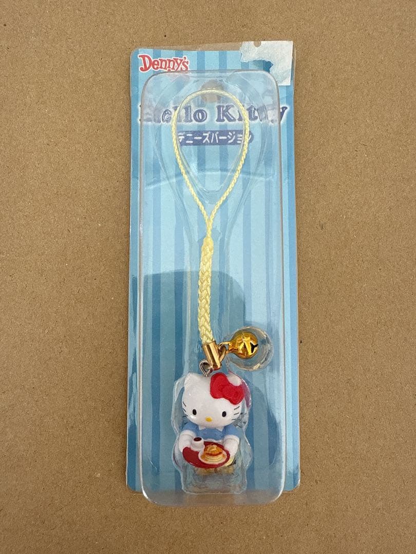 ご当地キティ　ハローキティ　ストラップ デニーズ限定　レア希少、人気