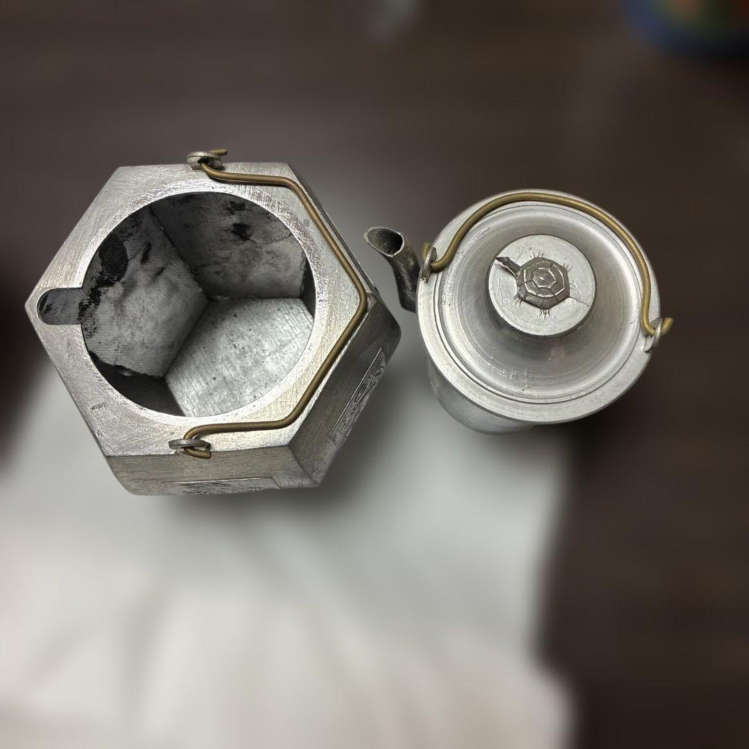 八角形茶釜 龍彫刻 金属製