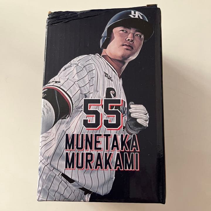 【未使用品】ヤクルトスワローズ村上宗隆限定フィギュア