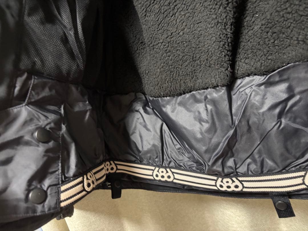 686 ヒョウ柄スノーボードジャケット