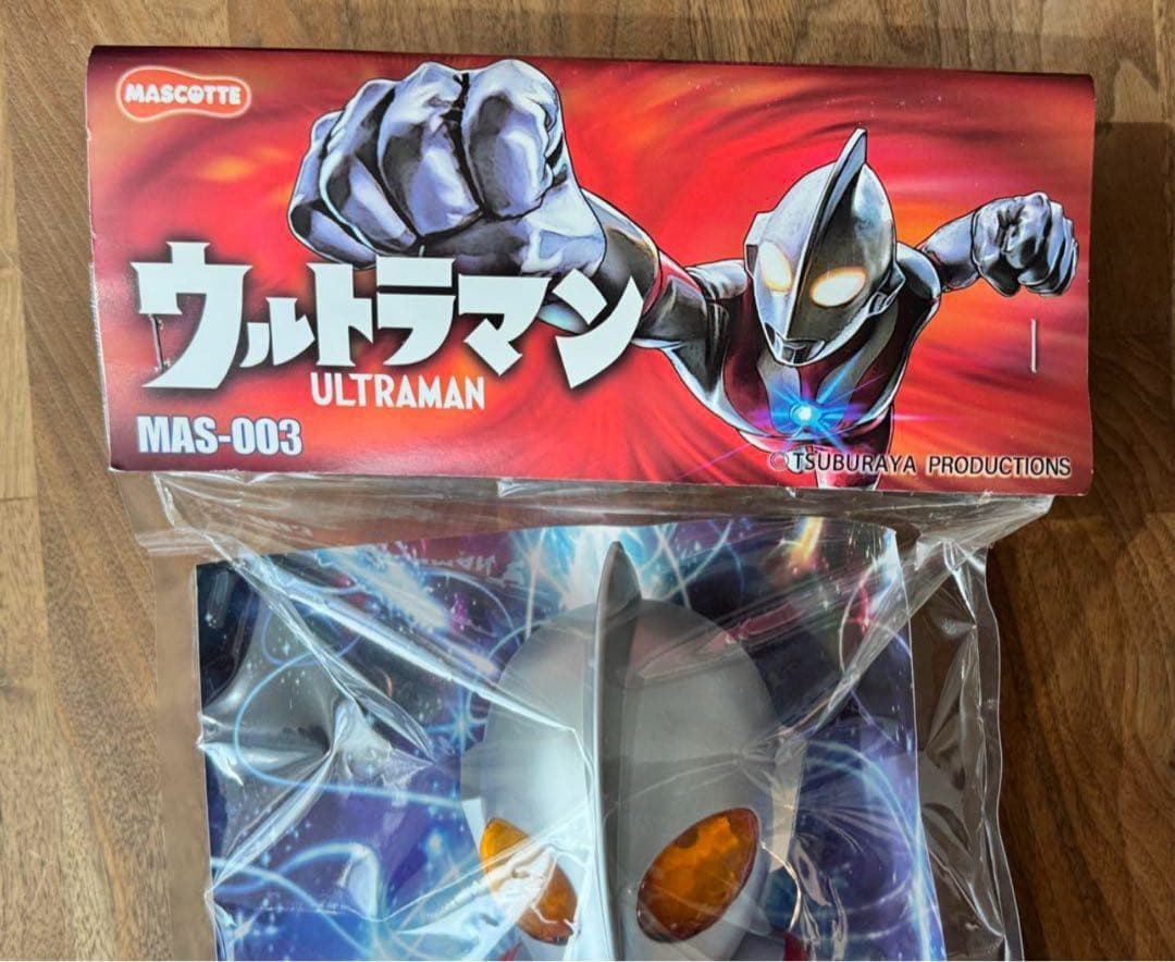【新品未開封】 MAZZCOT ・MASCOTTE ウルトラマン、バルタン星人