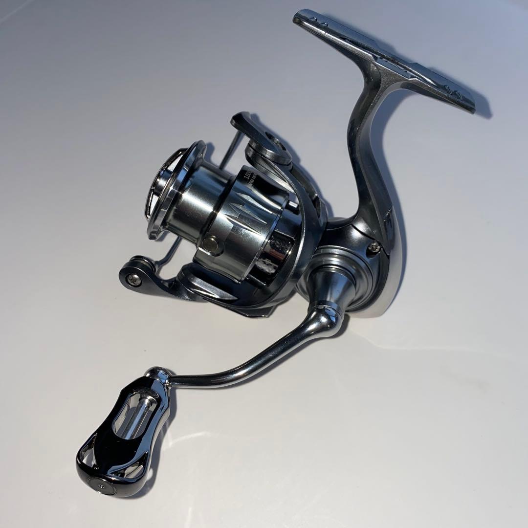 Silver cicada スピニングリール 1500M