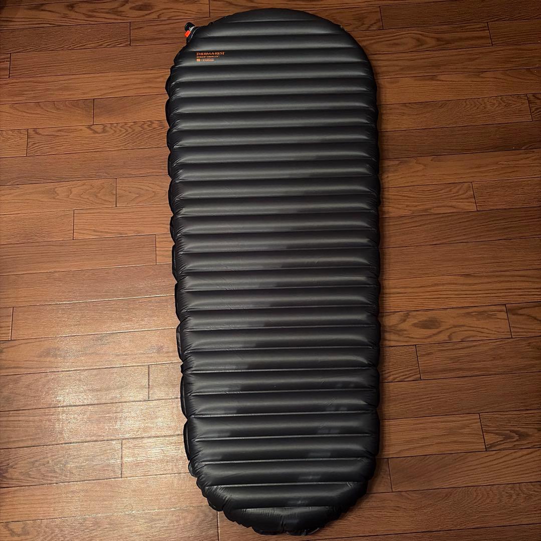THERMAREST NEOAIR UBERLITE スリーピングマット