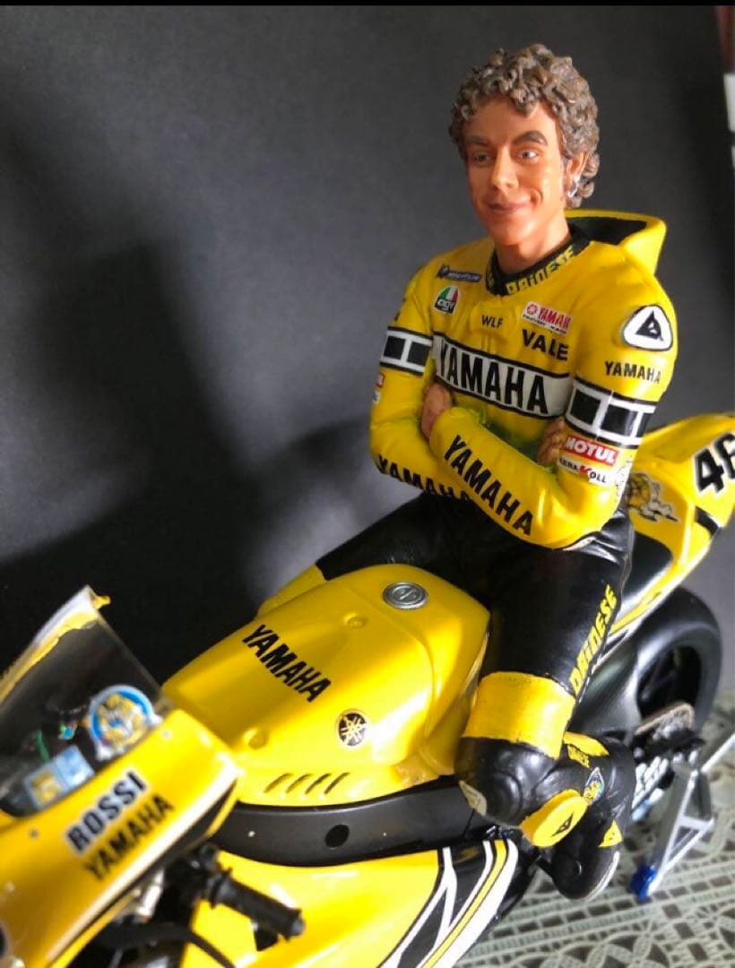 1/12 バレンティノロッシ　フィギュア　Moto GP カスタム