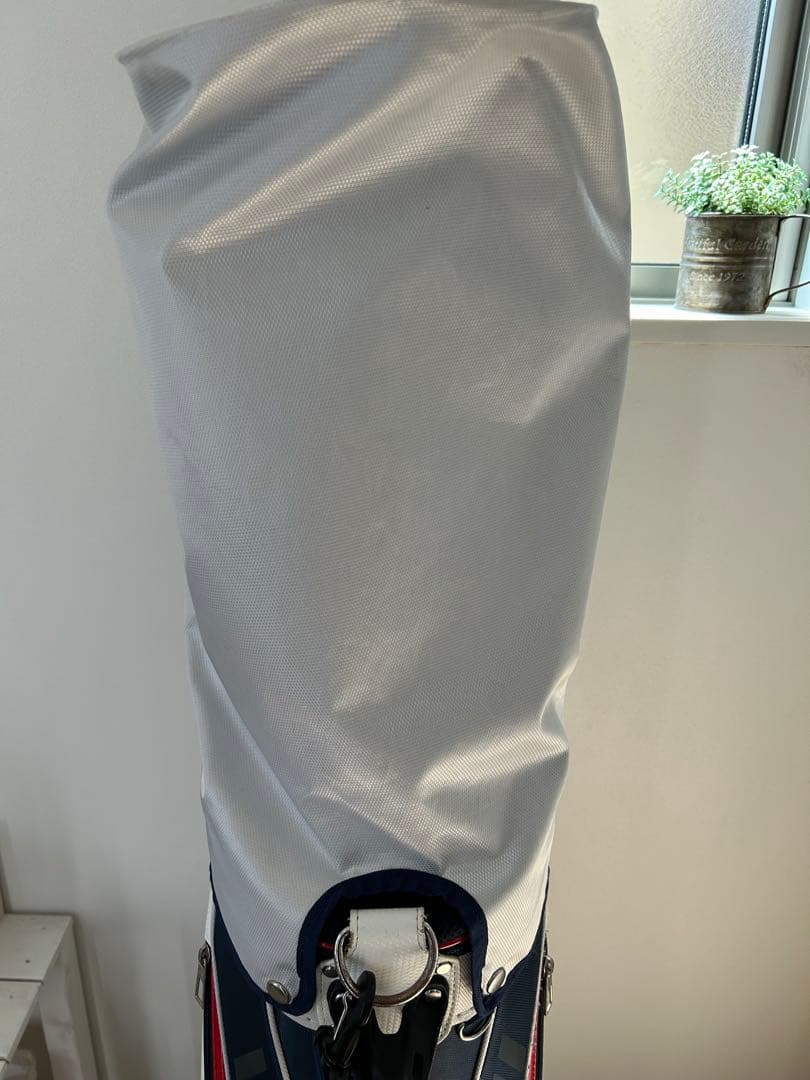 adidas キャディバッグ ホワイト/ネイビー　9.0型