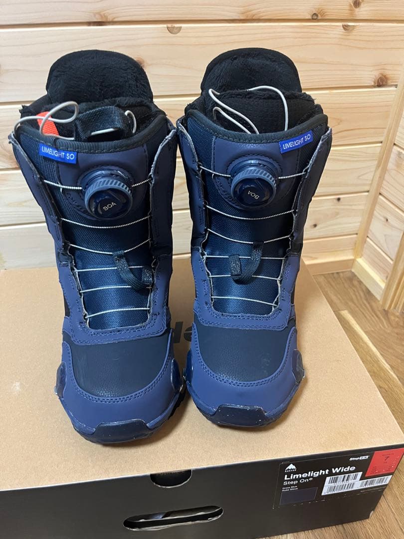値下げ 美品Burton Limelight wide 24cm step on