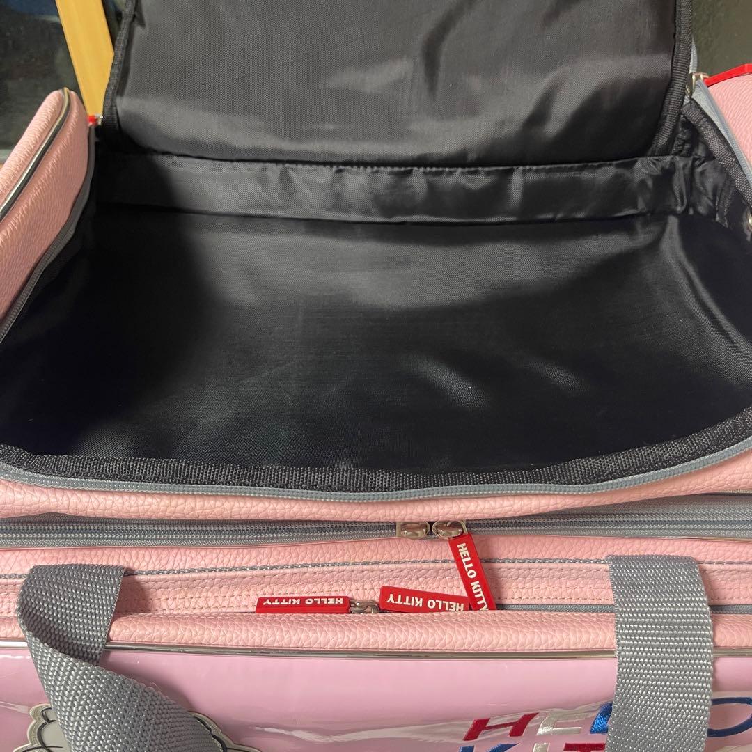 ハローキティ　ボーリングキャリーバッグ　ピンク