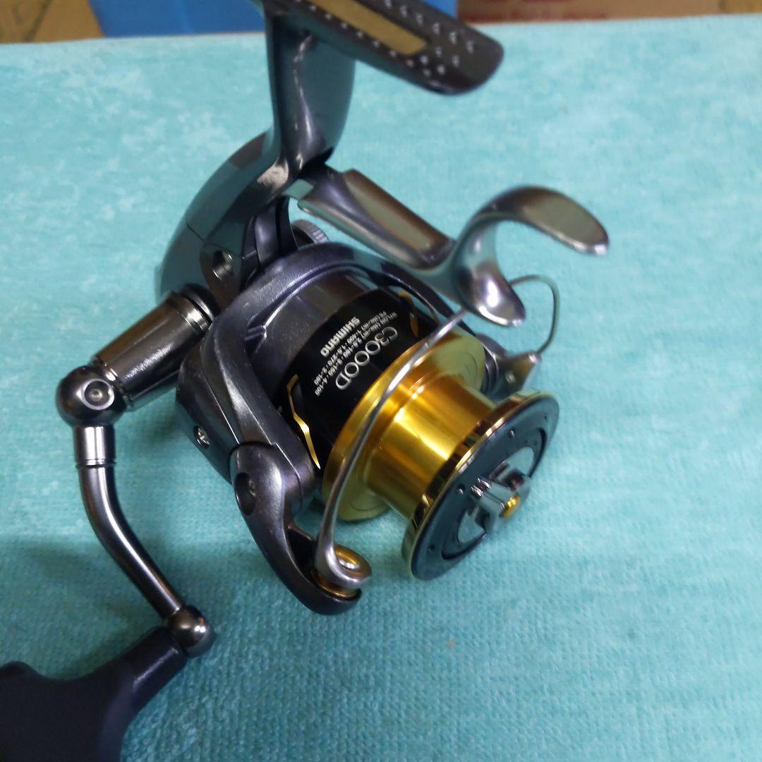 シマノ　デスピナ3000と4000 ラリッサスプール付き