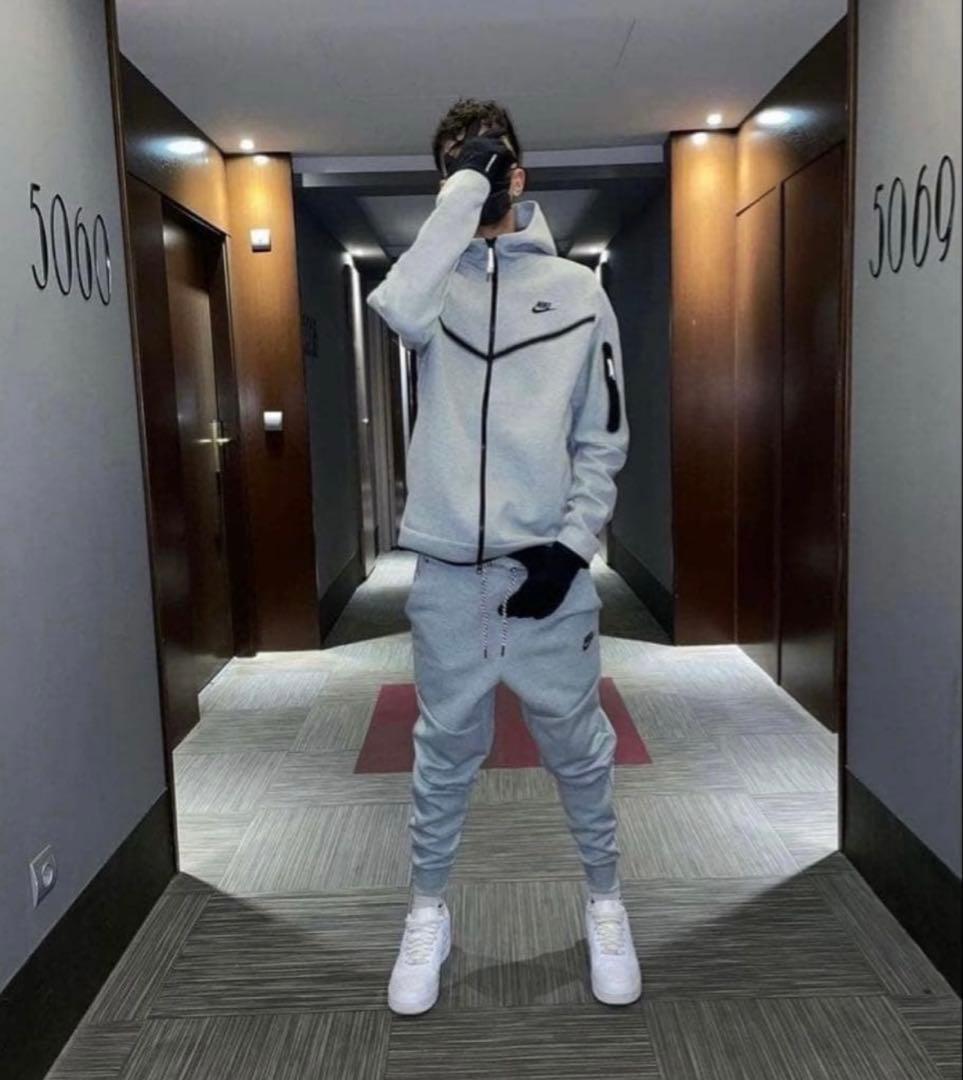 Nike グレー ジャージ上下セット Mサイズ