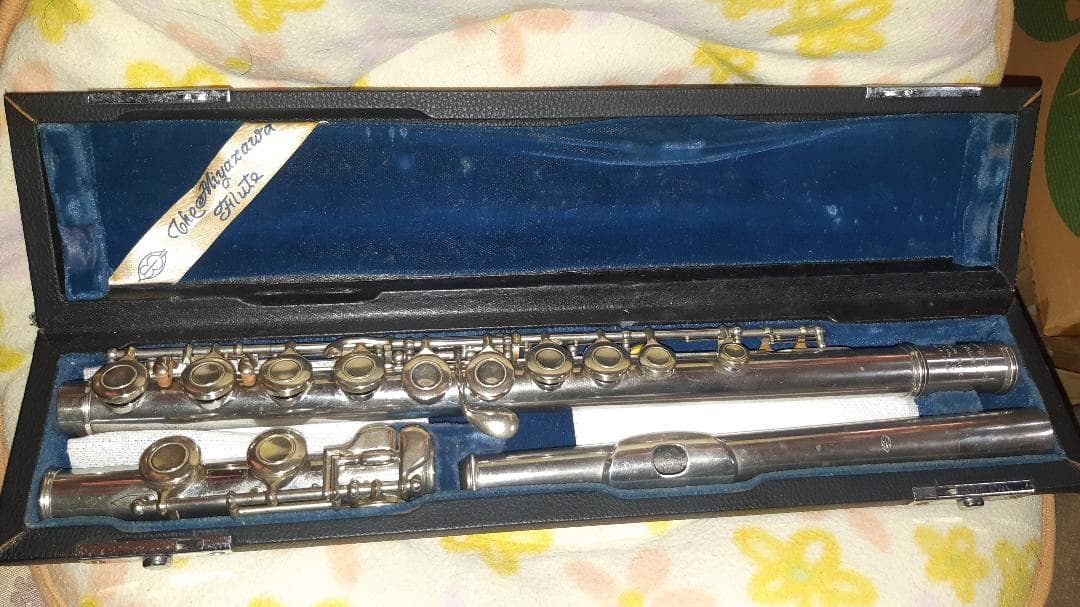 格安　(^^♪　MIYAZAWAフルート　MS70　リップ銀製　懐かし人気モデル