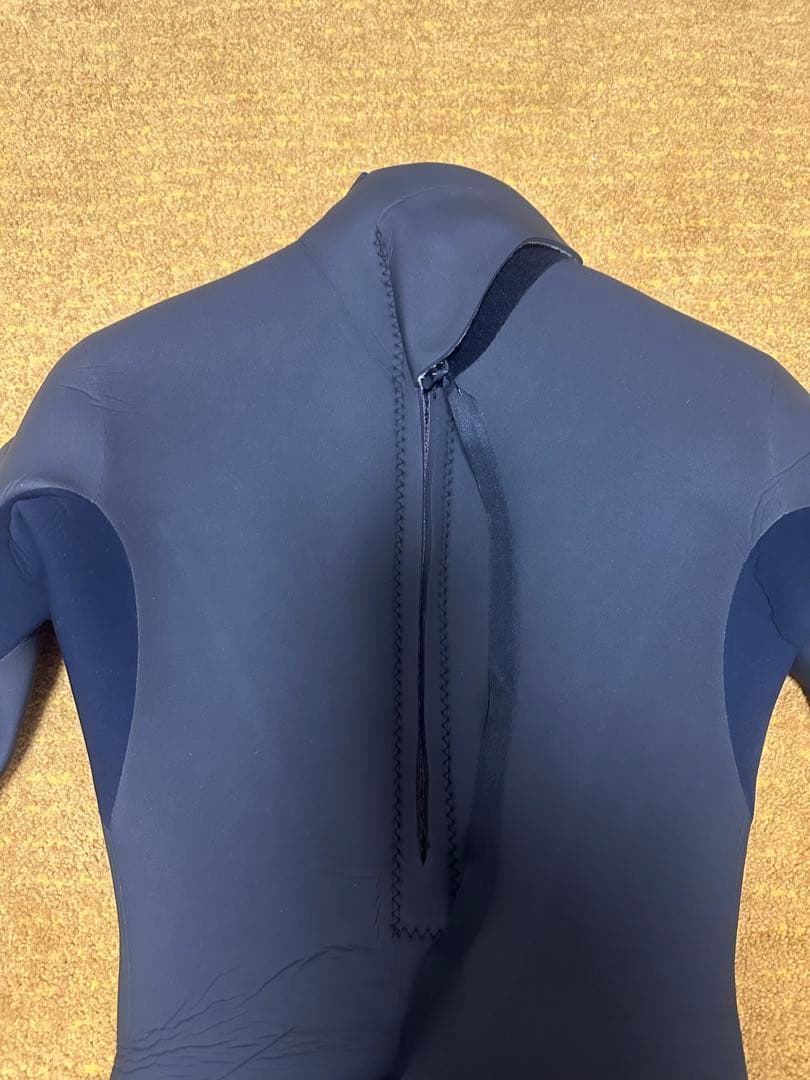 サーフィン　フルスーツ ウェットスーツ