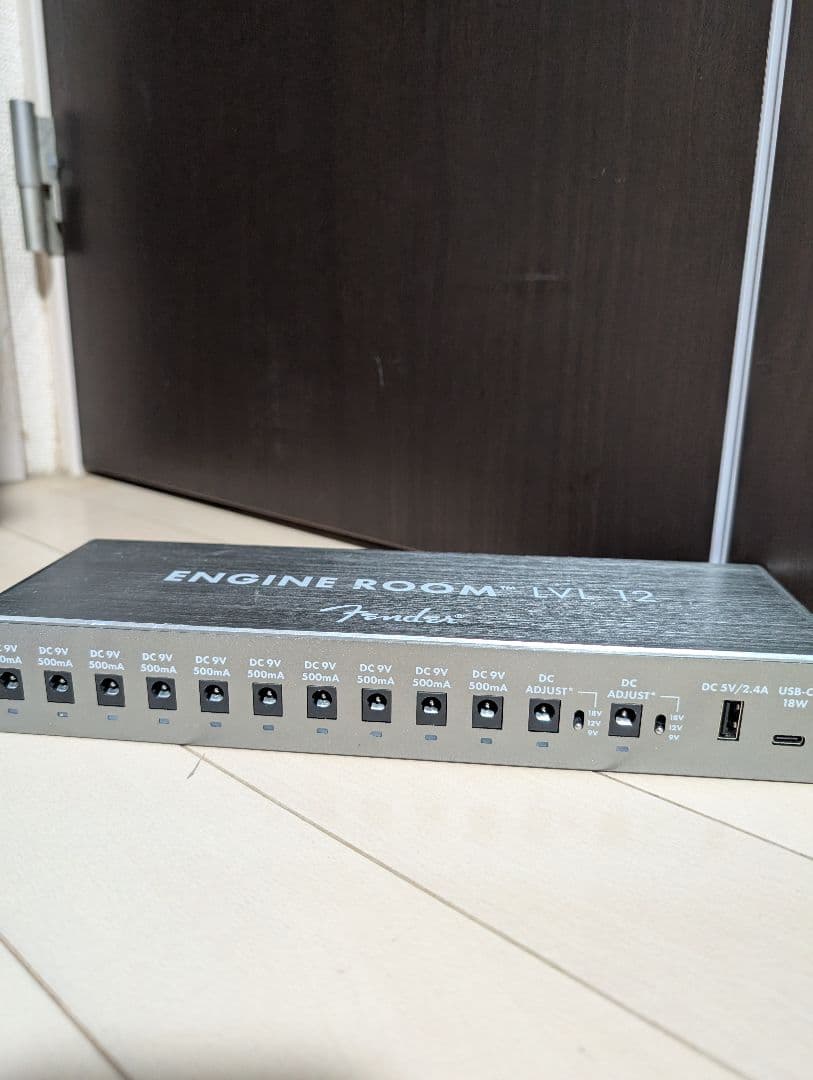 ギター Fender ENGINE ROOM LVL12 POWER SUPPLY