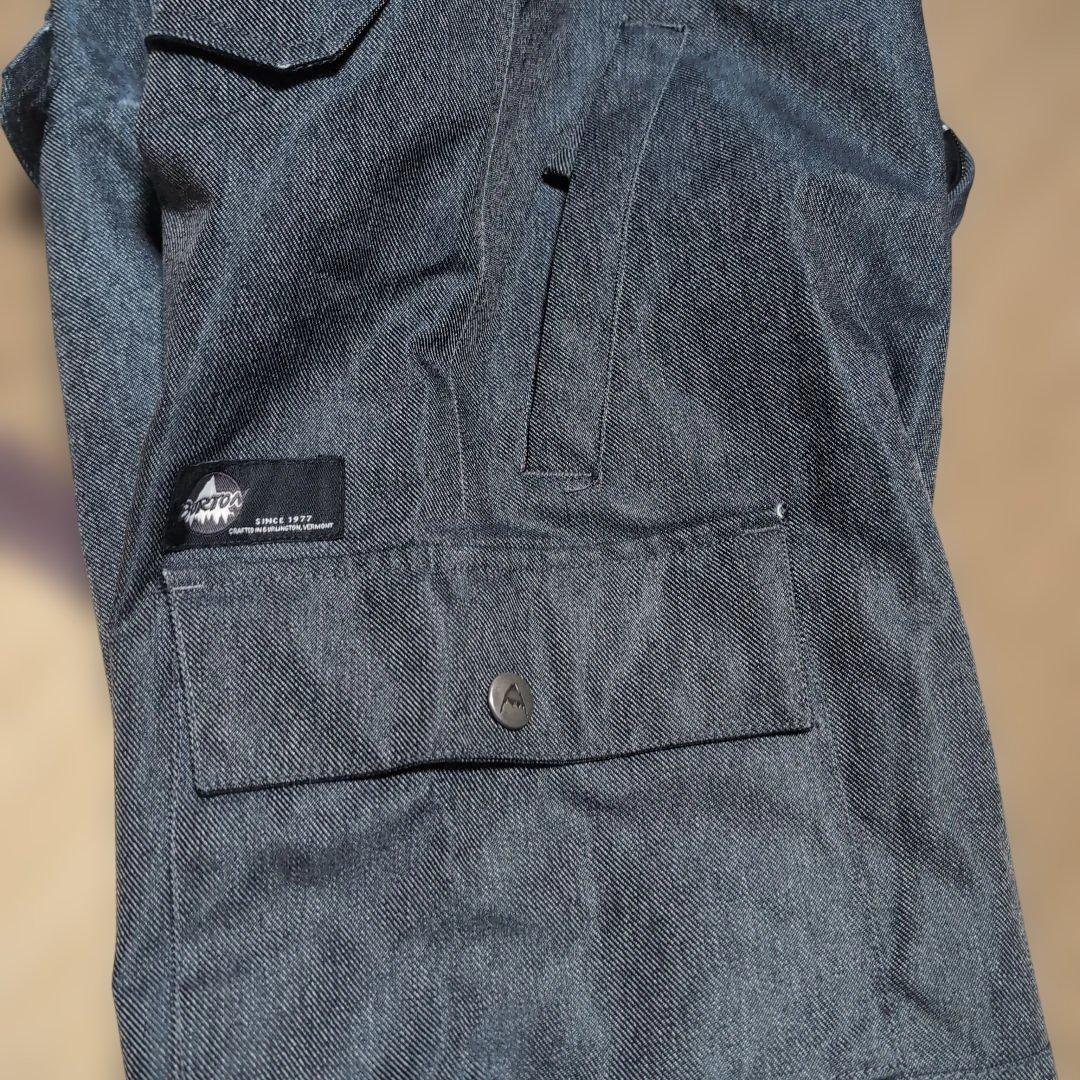 BURTONキッズスノーボードウェア上下セット