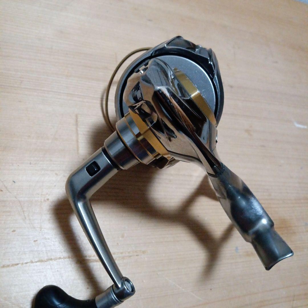 人気ブランド　シマノ　BB-X テクニウム　fireblood リール