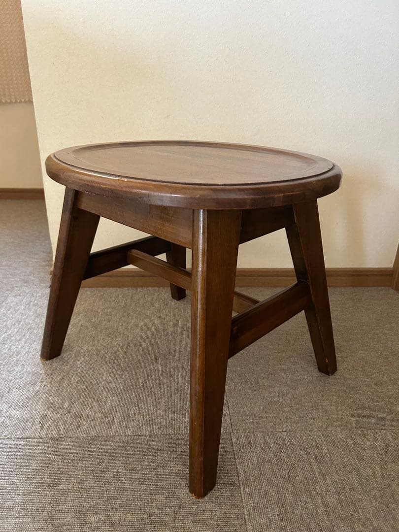 最高級の木製チェアー　テーブルとしても。一生物です。