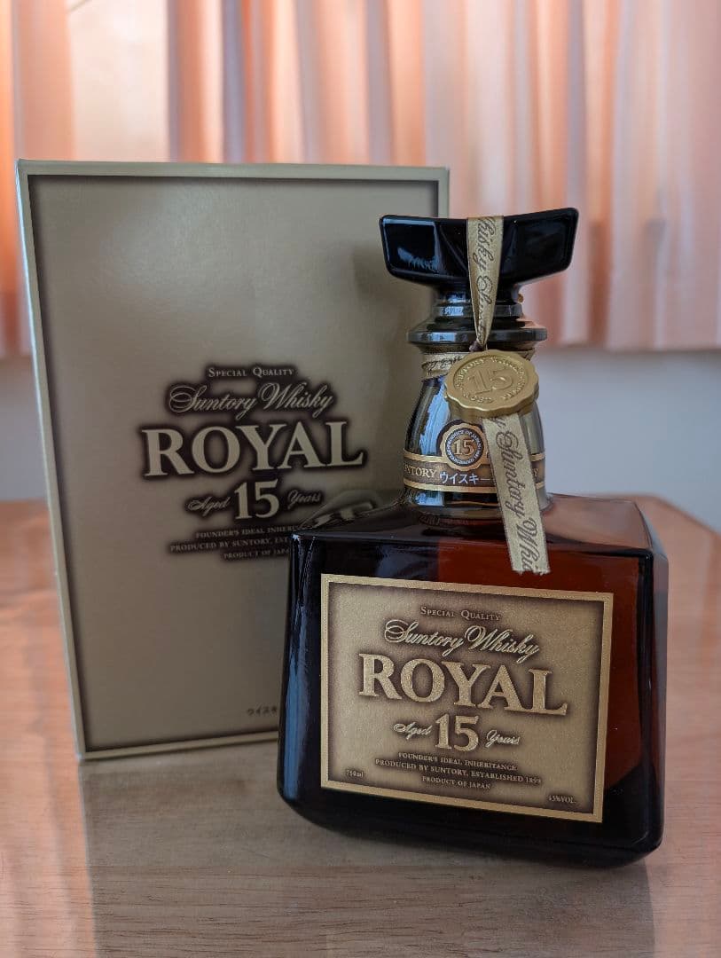 サントリーウイスキー ローヤル15年ゴールドラベル 750ml 未開封