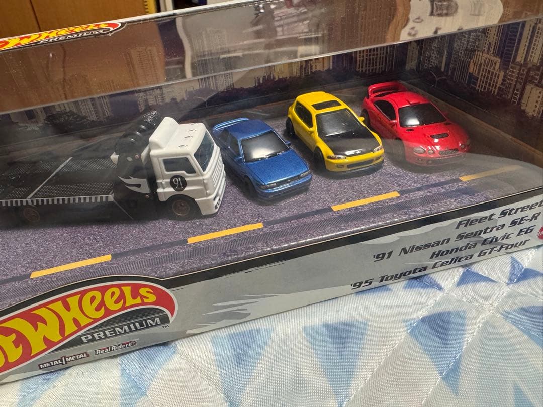 ホットウィール プレミアム NISSAN ミニカーセット 他2セット