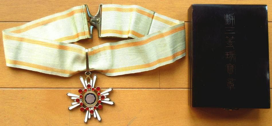 日本軍 勲章 勲三等 瑞宝章 制服