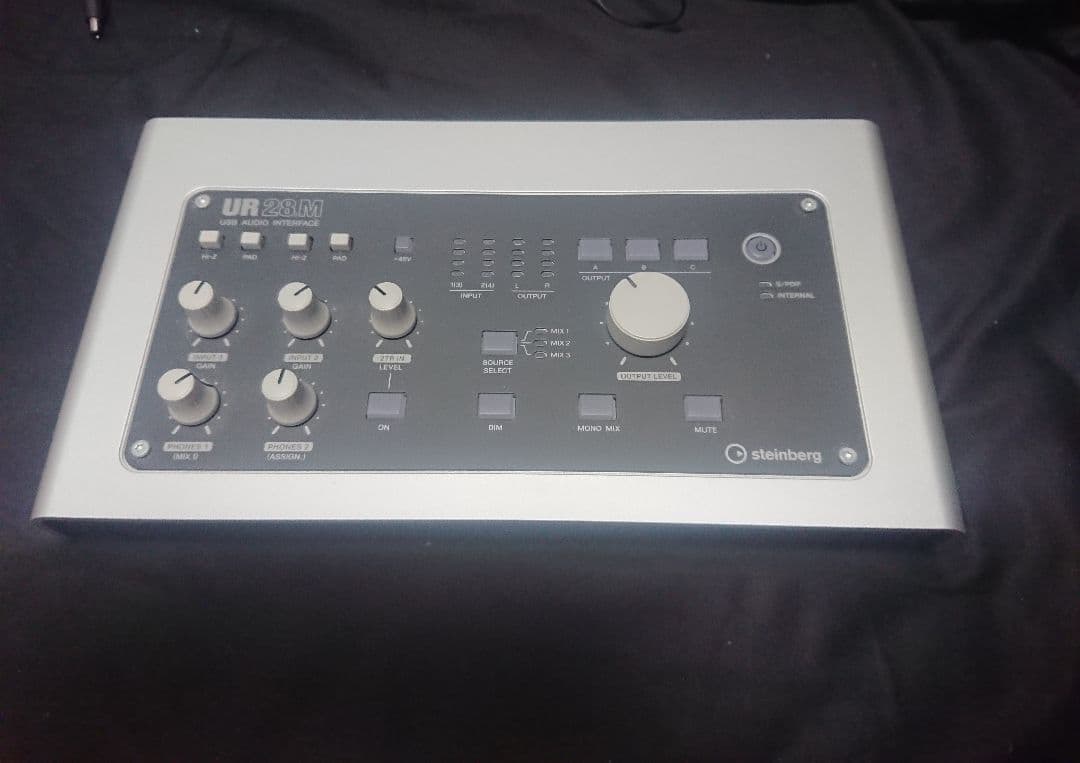 Steinberg UR28M USB オーディオインターフェース