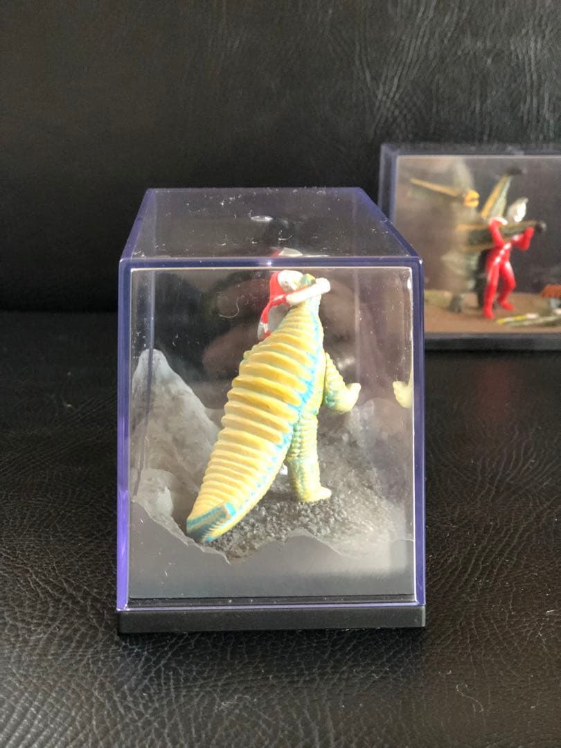 大怪獣シリーズ　どくろ怪獣レッドキング　再生怪獣ギエロン星獣　ジオラマ