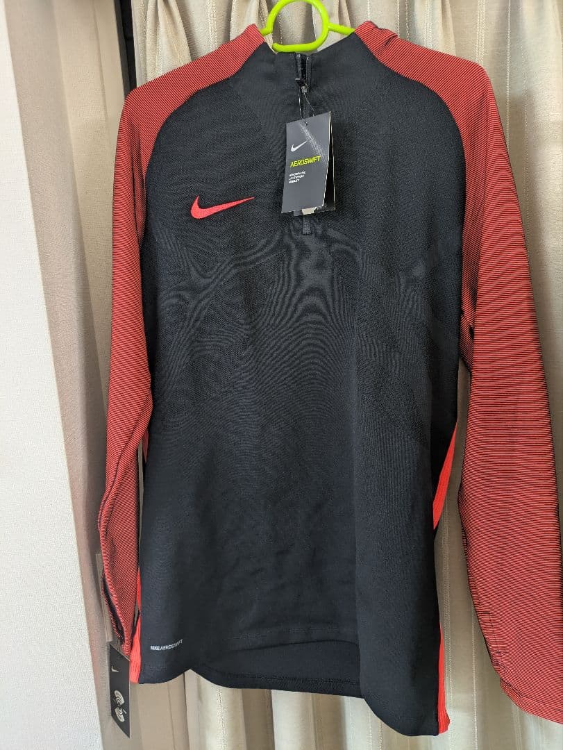 Nike Aeroswift トレーニングトップ XLサイズ