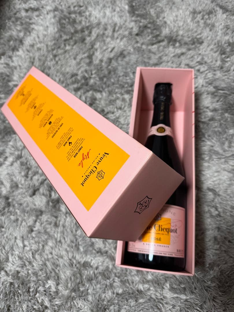 ヴーヴ・クリコ ローズラベル デザインボックス入り［750ml]瓶未開封限定