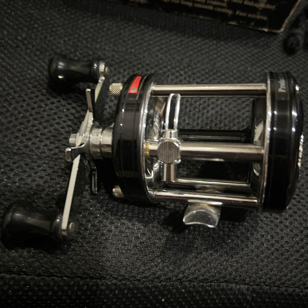 アンバサダー6500CA年代物青黄チェッカー雷魚