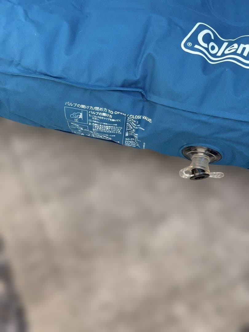 Coleman エアマットとポンプ
