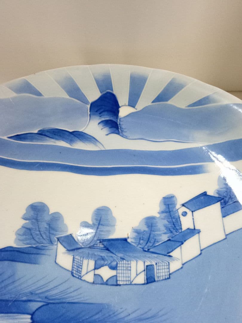 古伊万里　大皿　染付　日の出　山水　アンティーク
