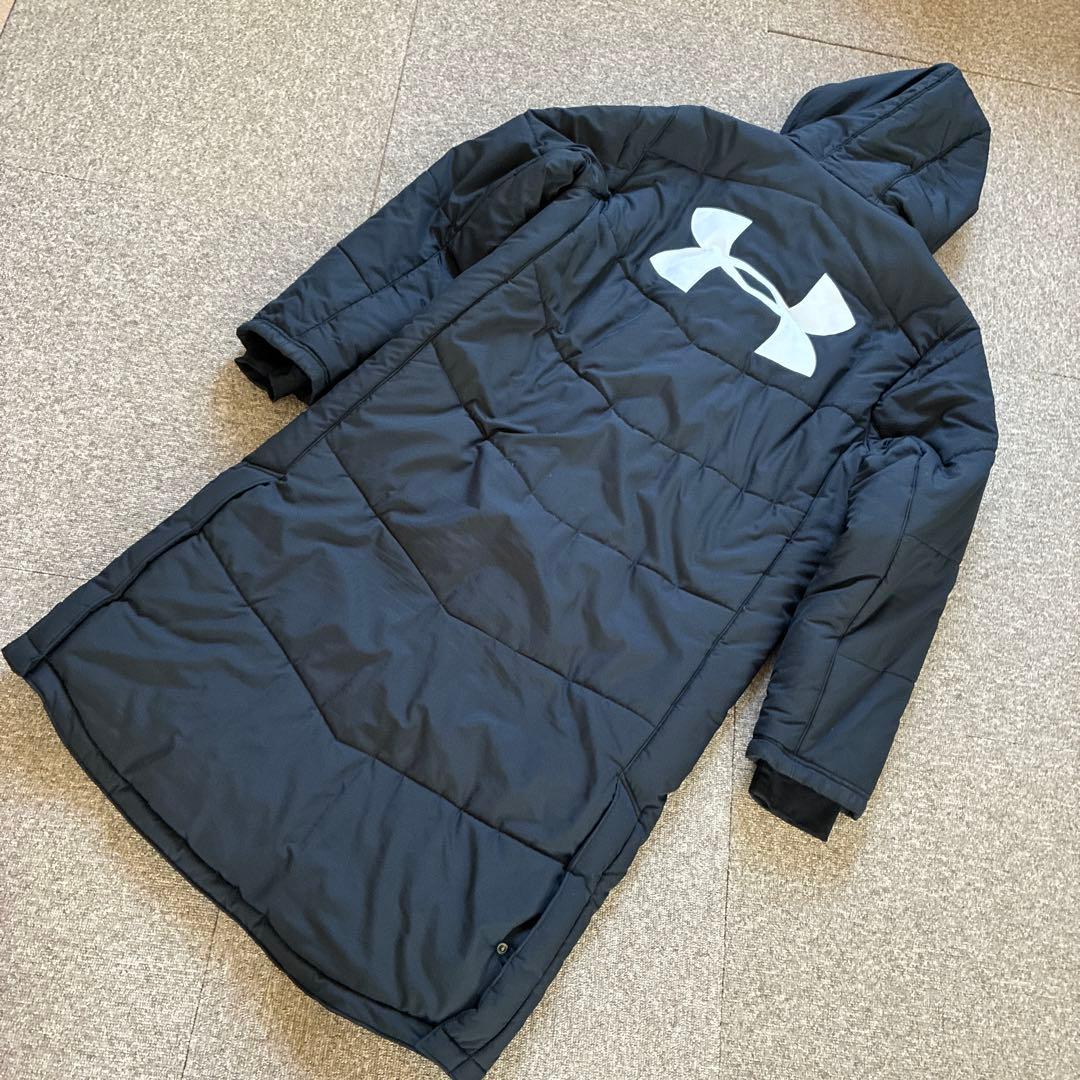 UNDER ARMOUR ブラック ベンチコート 中綿　LG