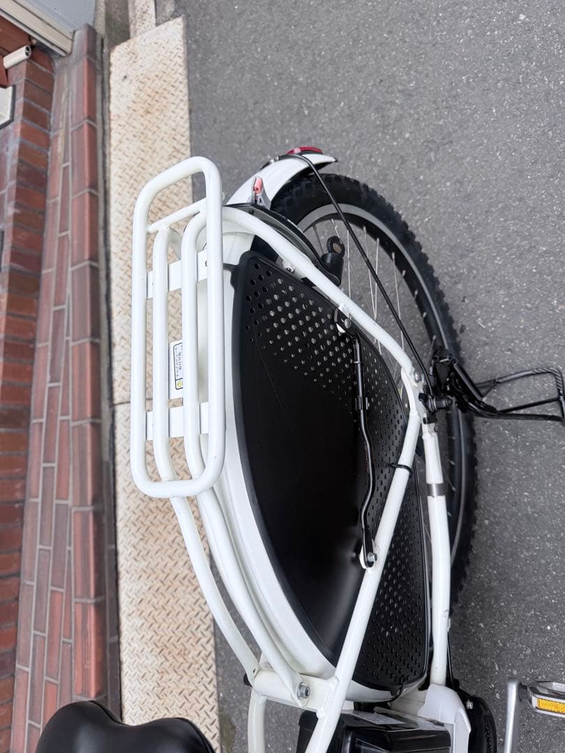 大阪府　ブリヂストン　HYDEE 電動アシスト自転車 ホワイト