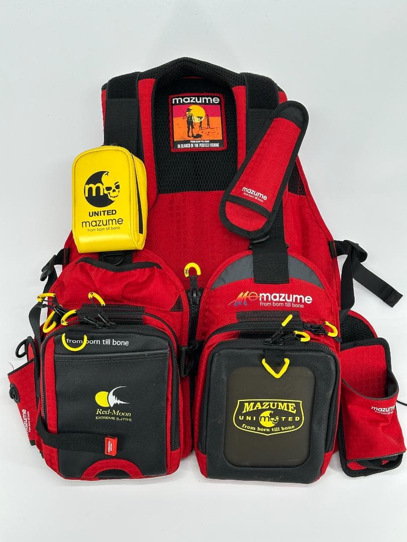 超人気 マズメ レッドムーンライフジャケットIX ポーチ付き