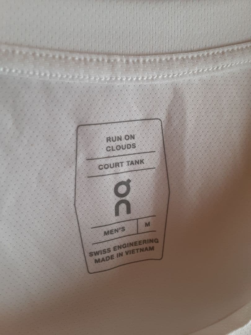 On オン コート タンク&ショーツ 上下セット