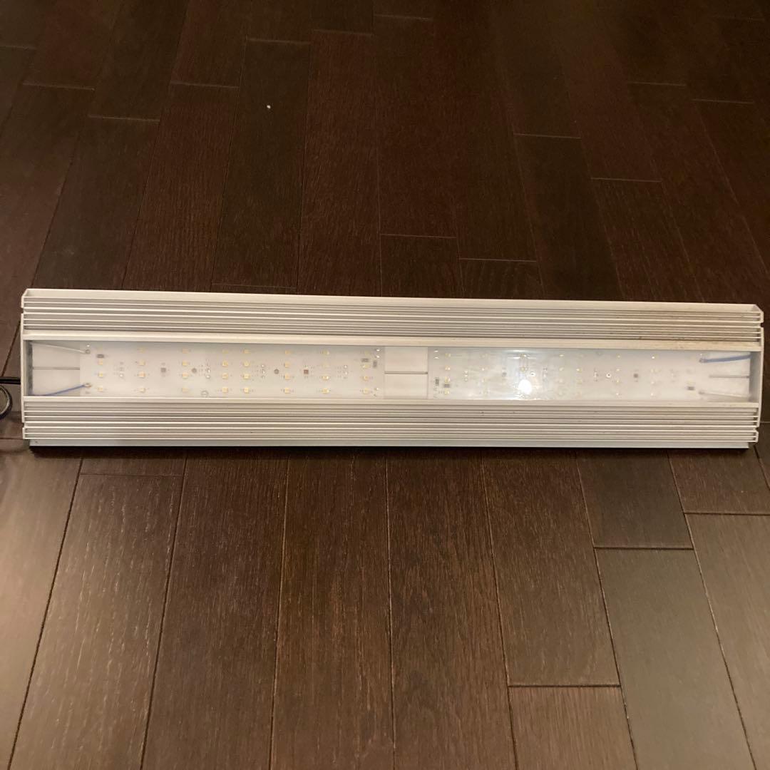 アクロ TRIANGLE LED GROW Pro 600 8900lm