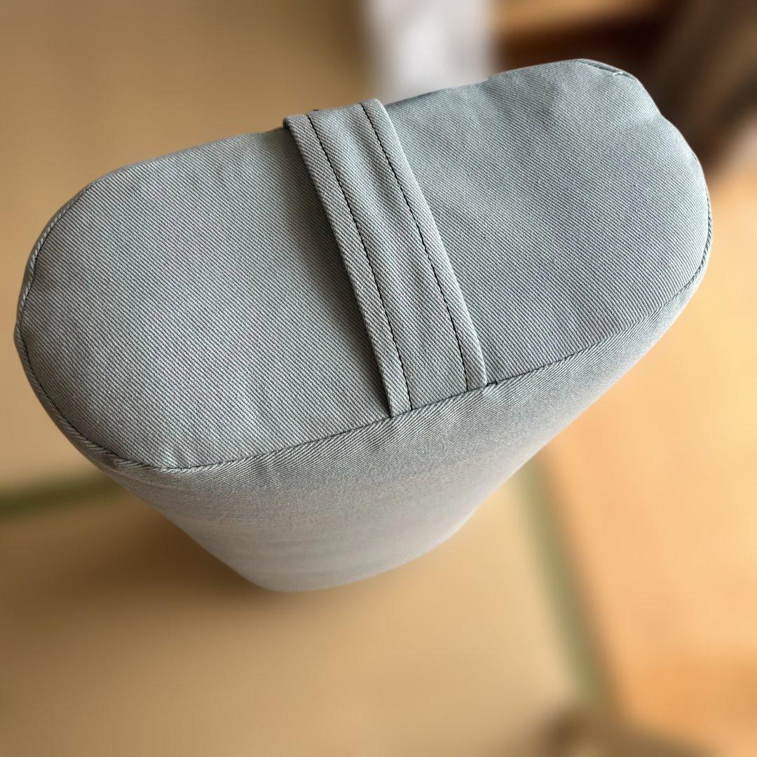 Hugger Mugger ヨガボルスター ライトブルー