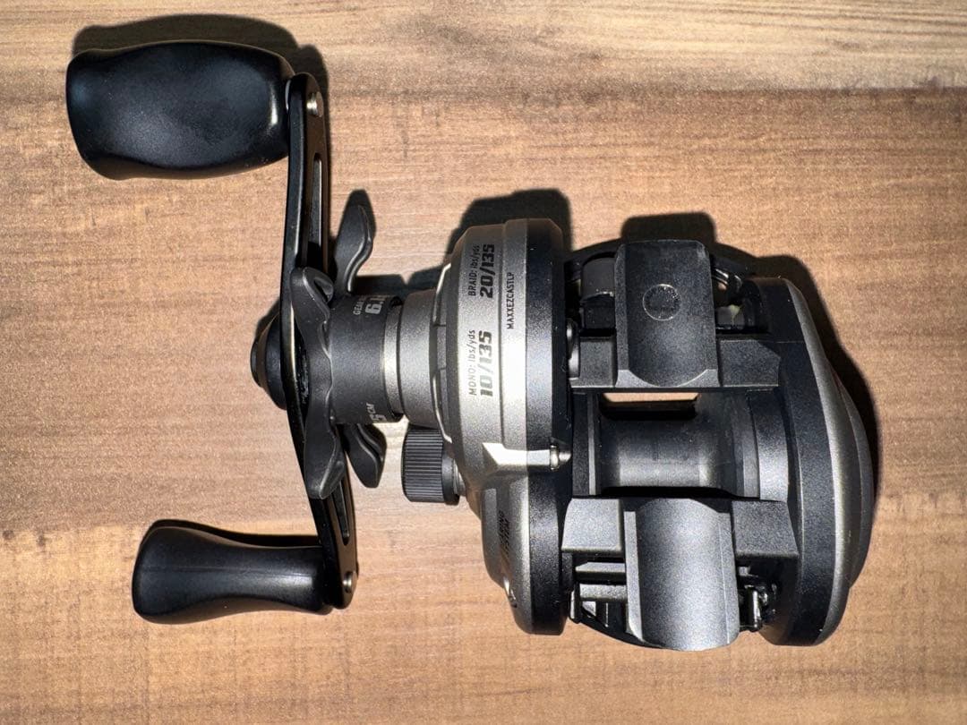 Abu Garcia MAX X EZCAST ベイトリール