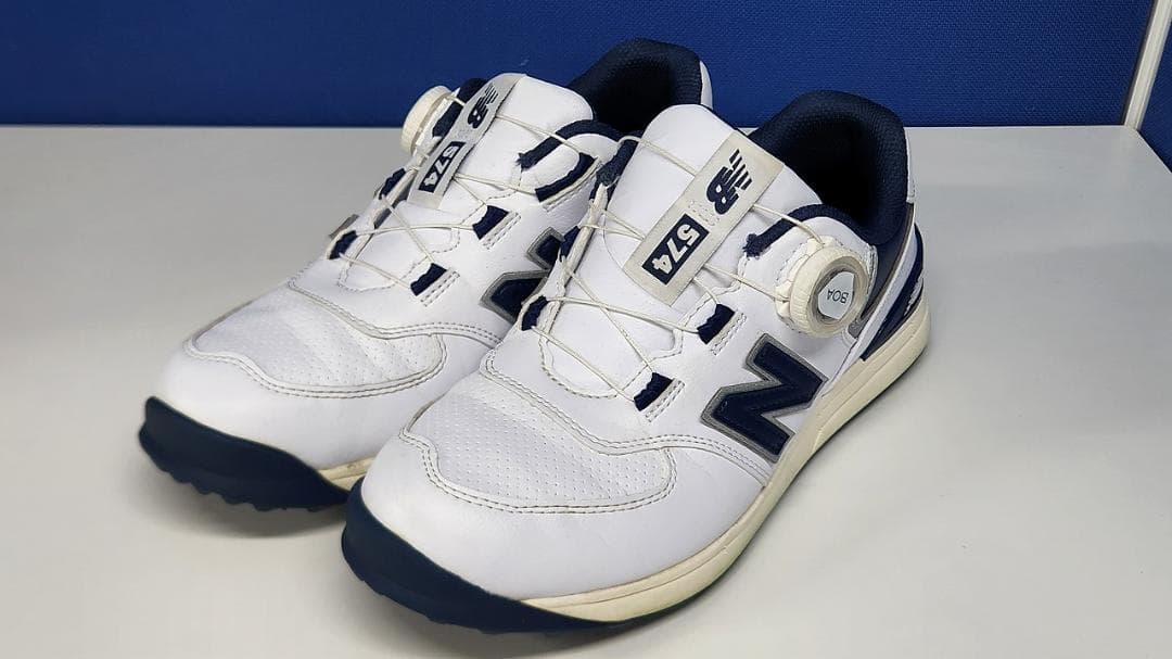 ニューバランス ゴルフシューズ UGBS574J スパイクレス ホワイト ブルー