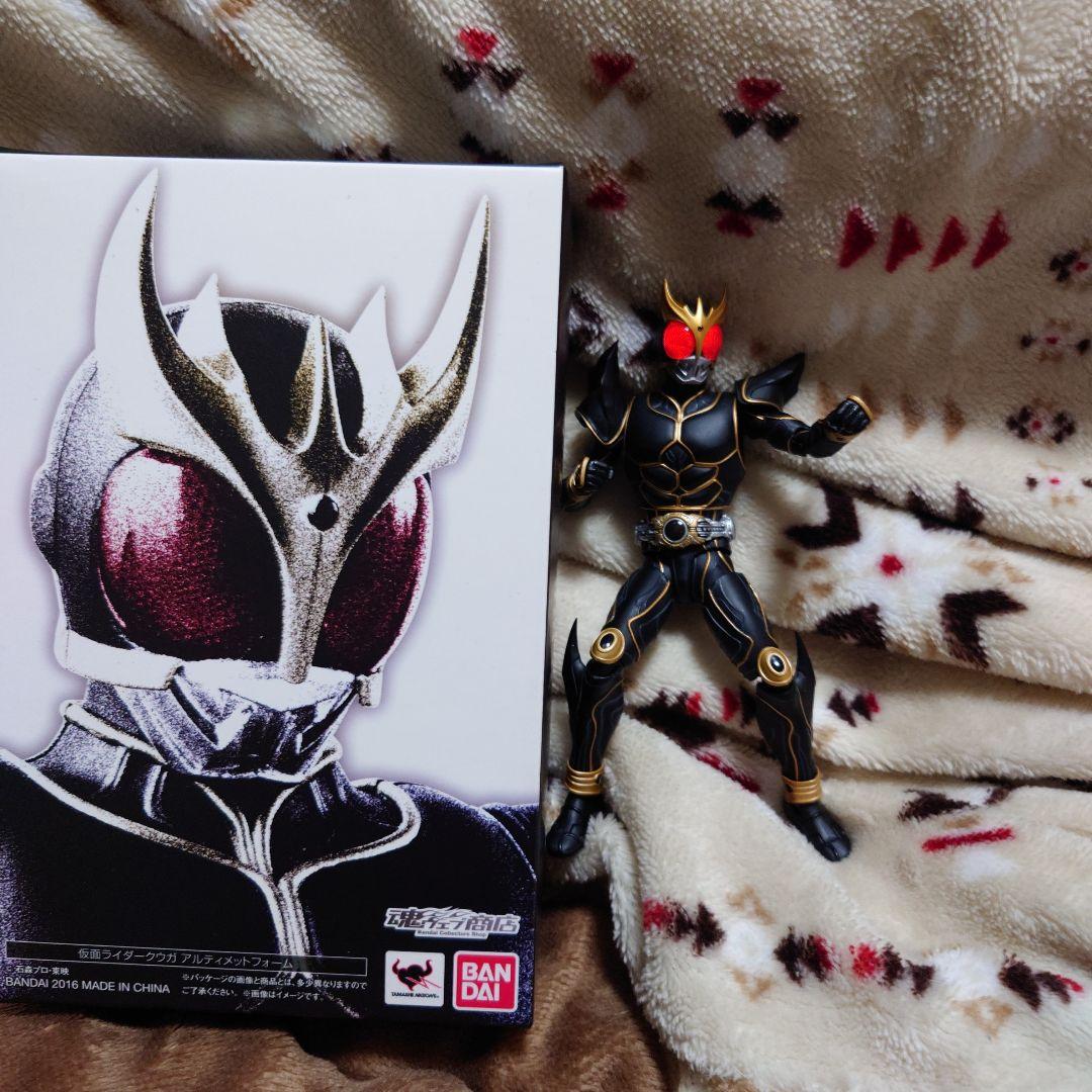 d*7様 真骨彫　仮面ライダークウガ　アルティメットフォーム&発光頭部ver.2