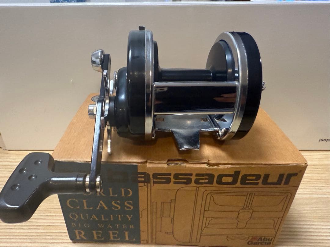 リール Ambassador 9000c