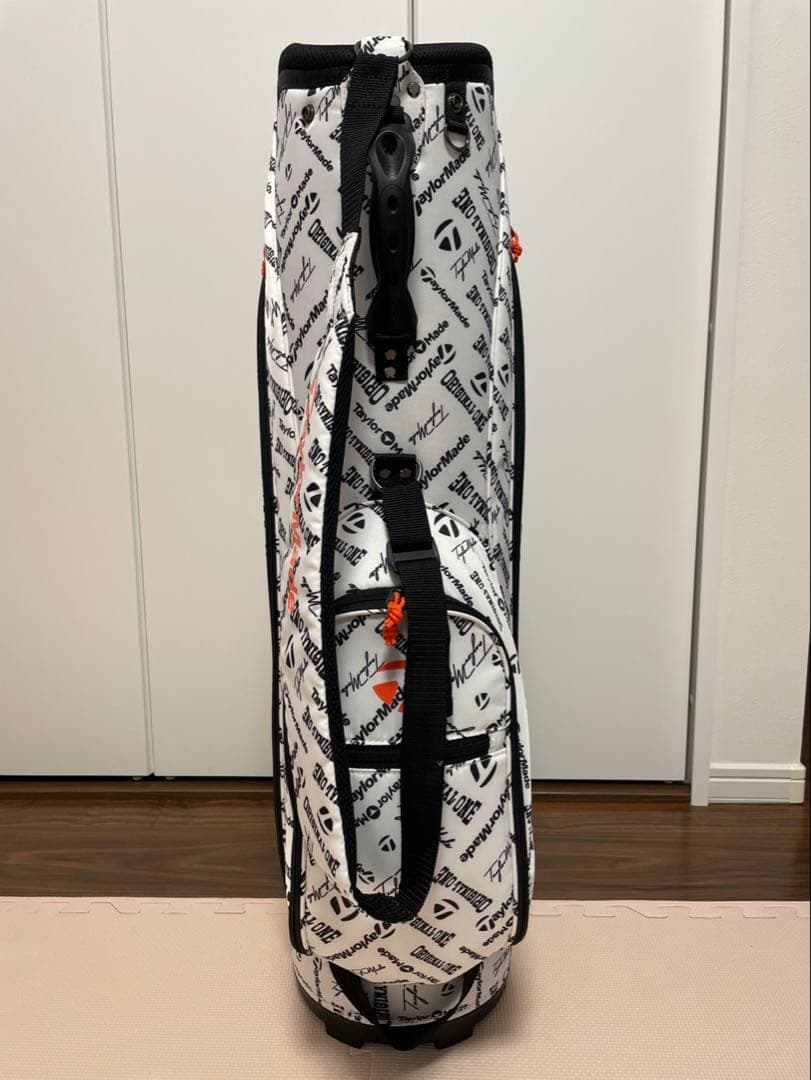 テーラーメイド　キャディバッグ