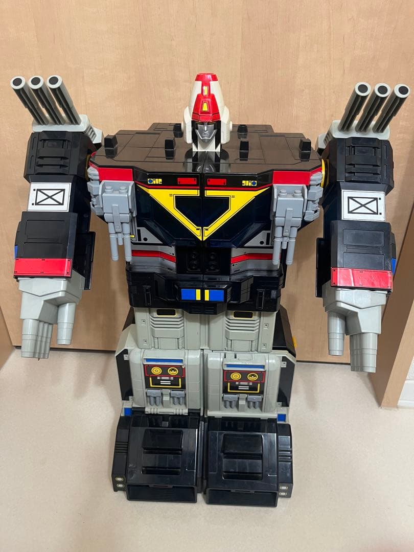 地球戦隊ファイブマン　DX大型基地　マックスマグマ