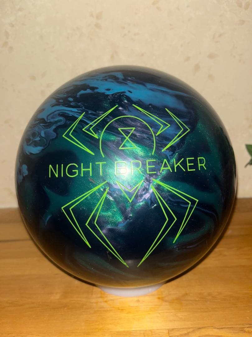 中古品 ブラックウィドーナイトブレイカーハイブリッド 15ポンド