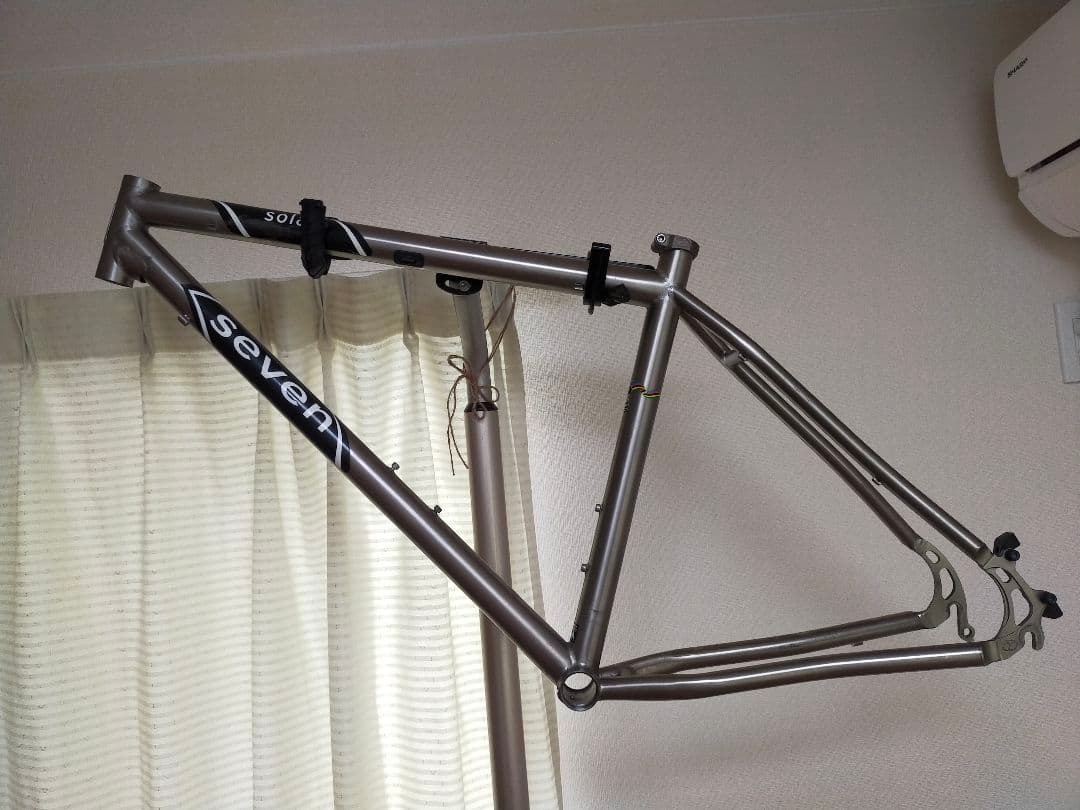 Seven 26インチ マウンテンバイク チタンフレーム