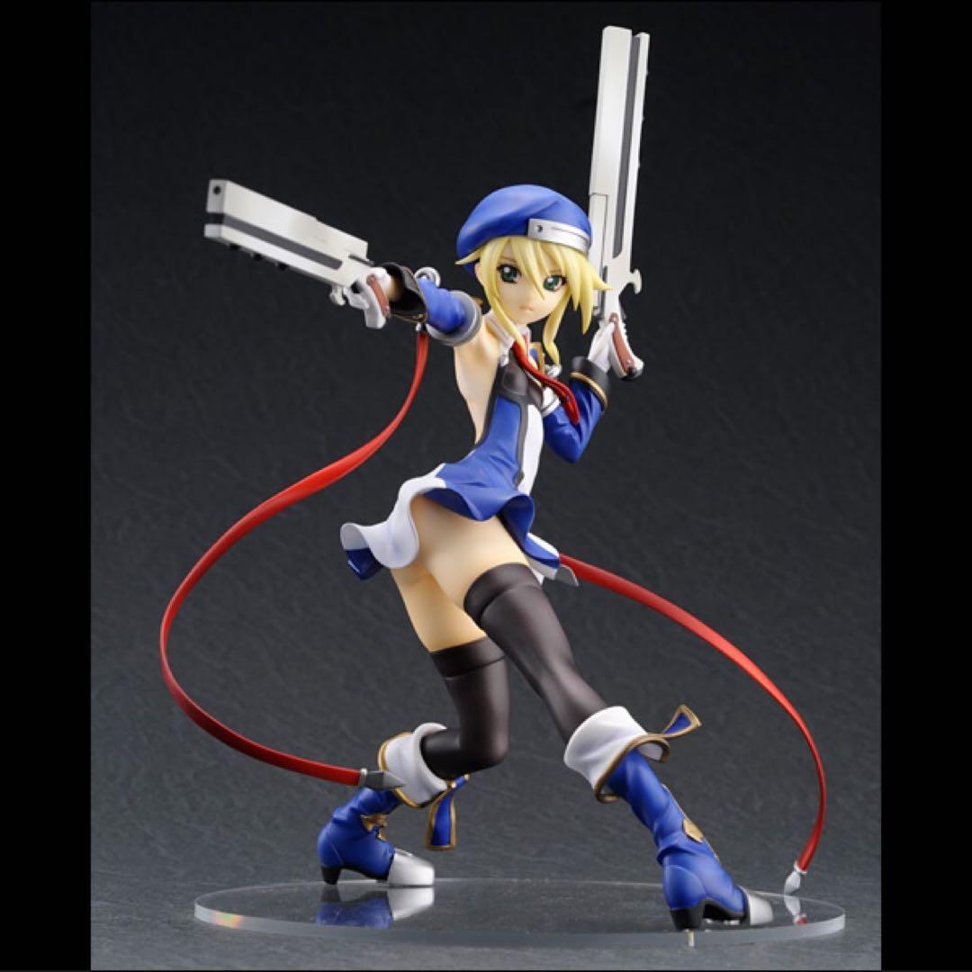 クイーンズゲイト 蒼の継承者 ノエル＝ヴァーミリオン 1/8 完成品フィギュア