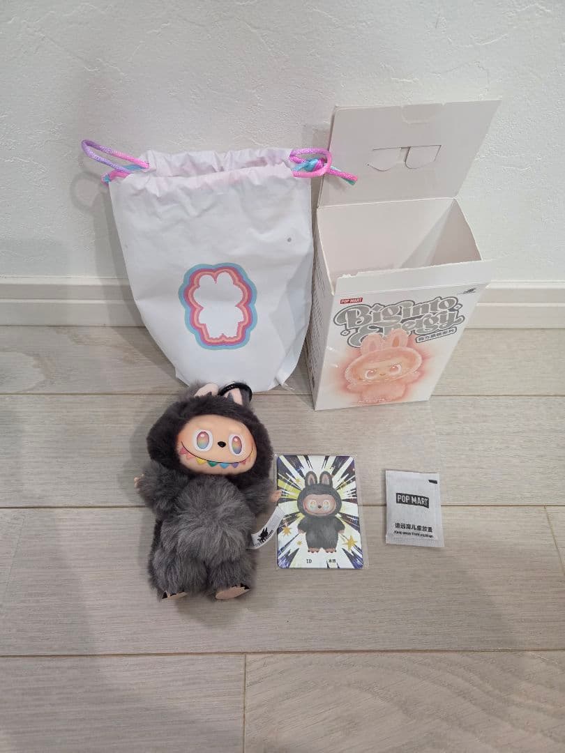 LABUBU ラブブ　モンスターエナジー　シークレット