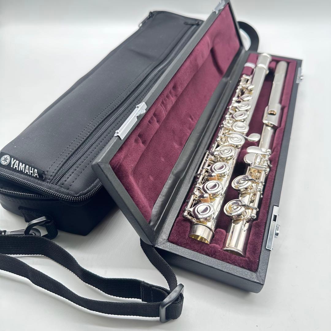 現行モデル　美品　YAMAHA　ヤマハ　YFL-212　フルート